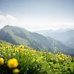 Haus Bergblick | Fahl Grundstuecks Gbr アパート